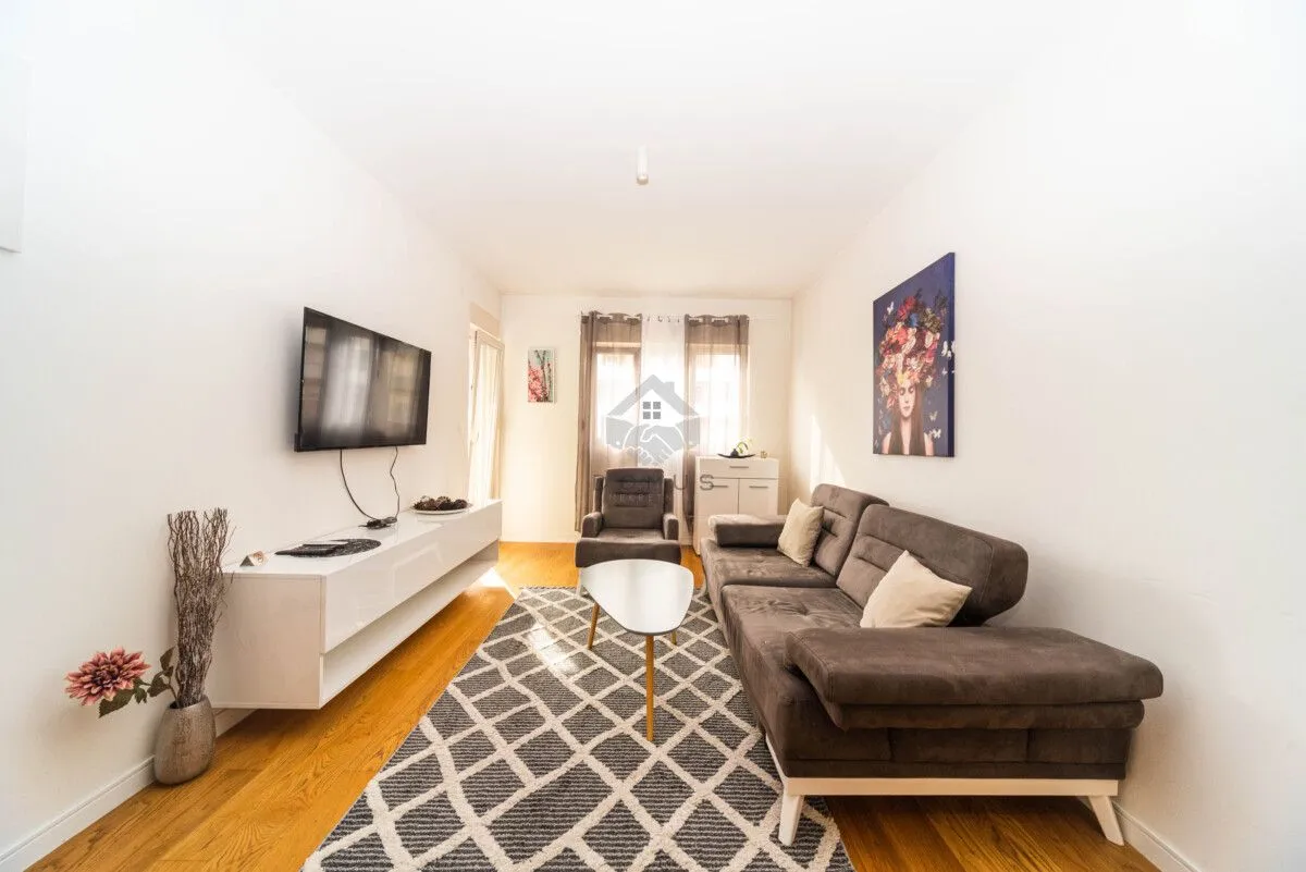 Sale, one bedroom apartment, 49m², Central Point, Podgorica