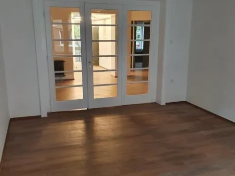 Rent, four bedroom apartment, 100m², Centar, Novi Sad - image 2