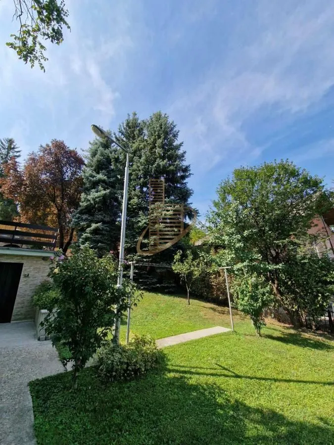 Sale, house, 254m², Beočin, Srbija