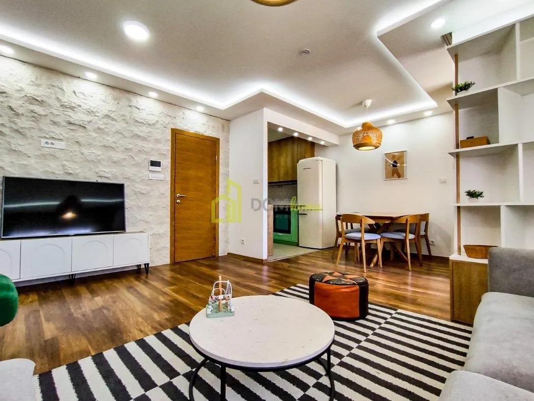 Prodaja, trosoban stan, 89m², Autobuska stanica, Podgorica