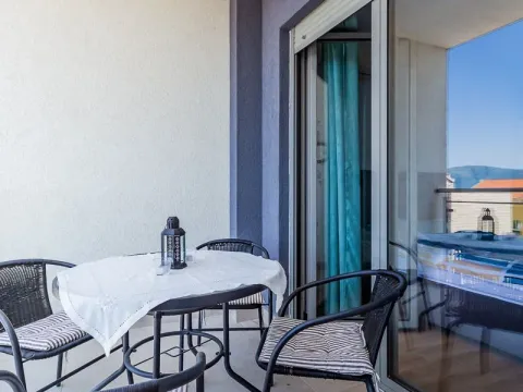 Sale, one bedroom apartment, 57m², Tivat, Crna Gora - image 4