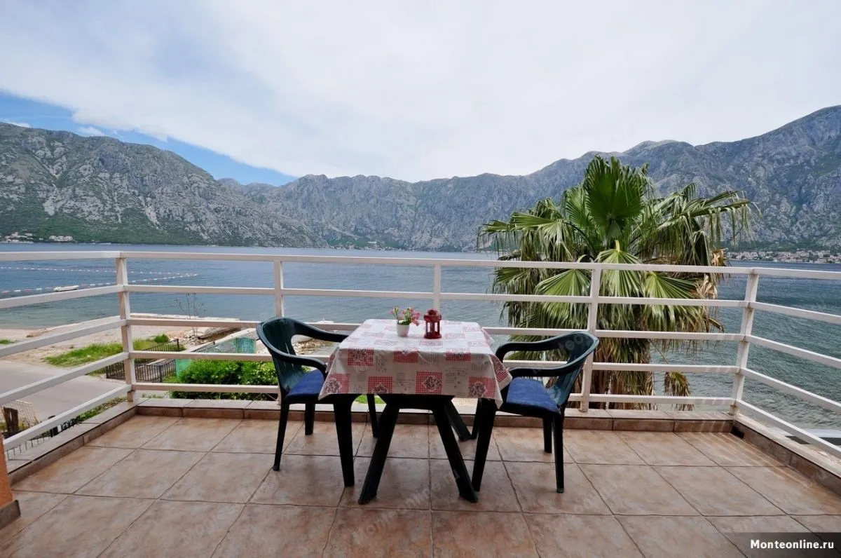 Prodaja, kuća, 306m², Prčanj, Kotor