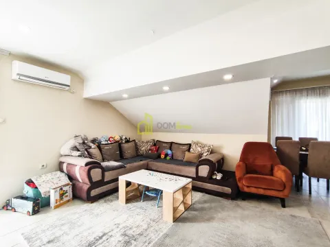 Prodaja, kuća, 250m², Tološi, Podgorica - image 22