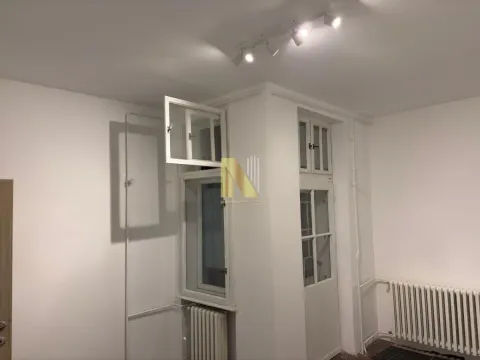 Izdavanje, trosoban stan, 65m², Centar, Novi Sad - image 2