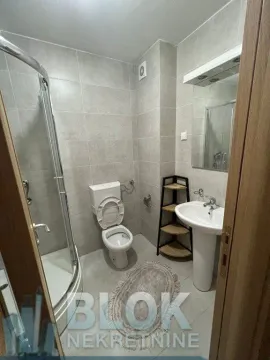 Izdavanje, jednosoban stan, 52m², Stari Aerodrom, Podgorica - image 5