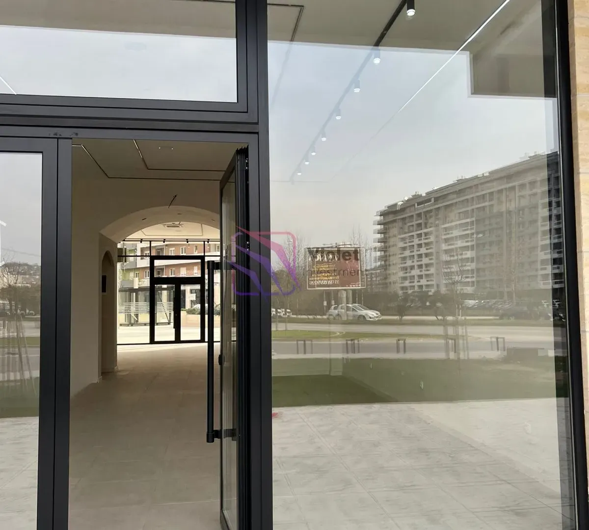 Rent, office space, 104m², Central Point, Podgorica