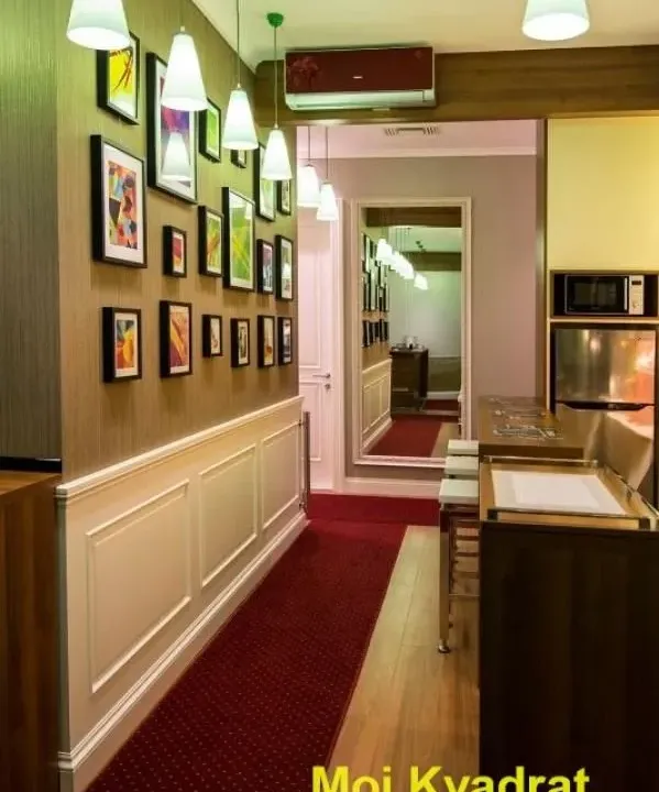 Prodaja, poslovni prostor, 120m², Novi Beograd Blok 25, Novi Beograd Sve Podlokacije