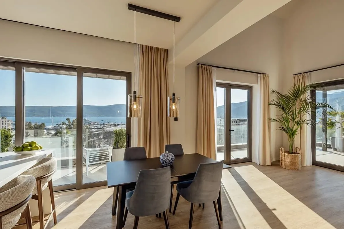 Prodaja, dvosoban stan, 179m², Porto Montenegro, Tivat