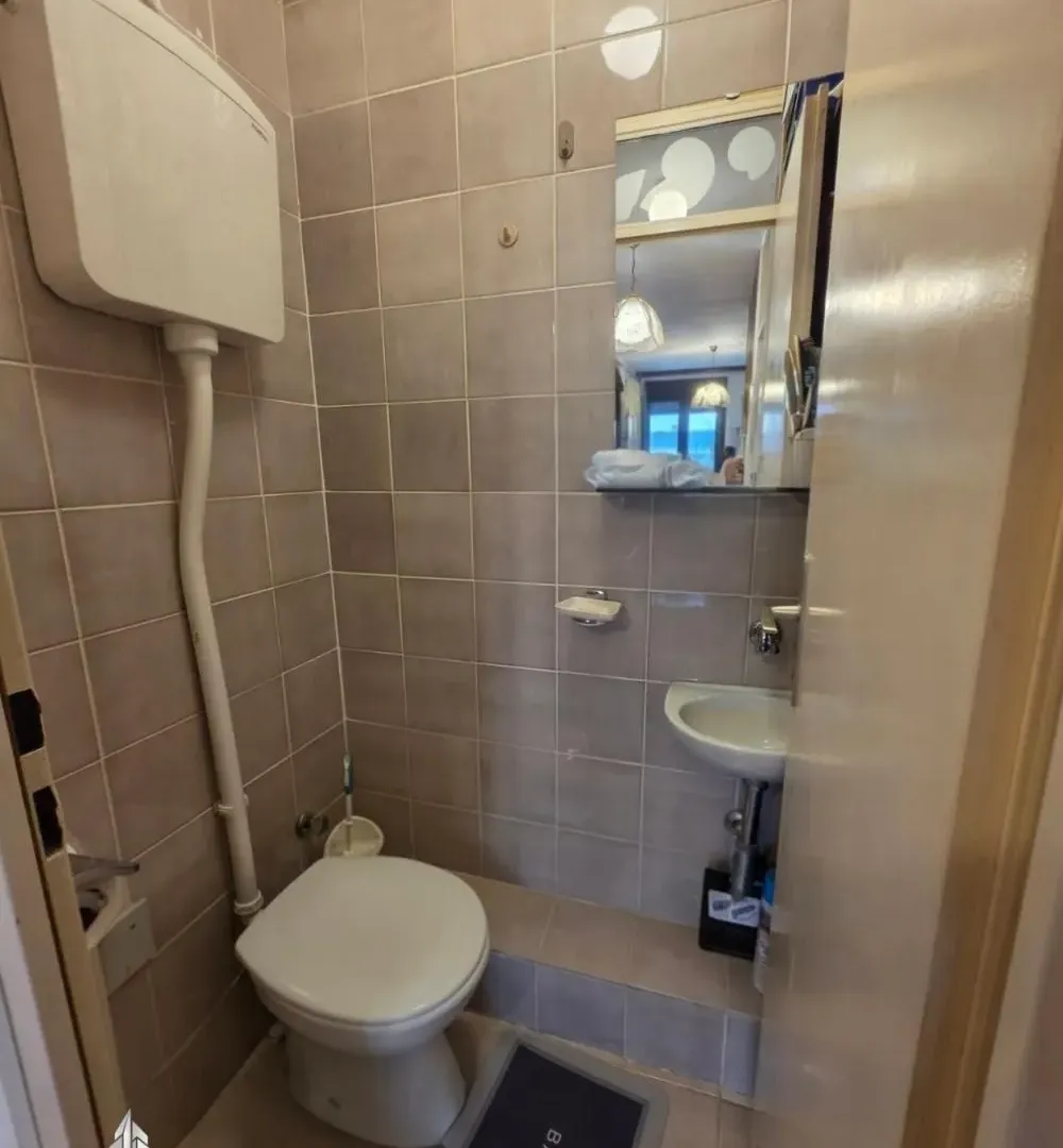 Prodaja, trosoban stan, 75m², Novi Beograd Blok 72, Novi Beograd Sve Podlokacije