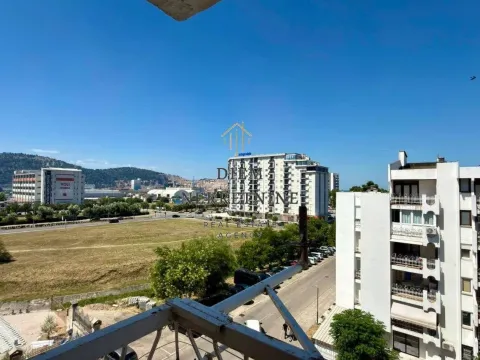 Rent, two bedroom apartment, 62m², Centar, Bar - image 4