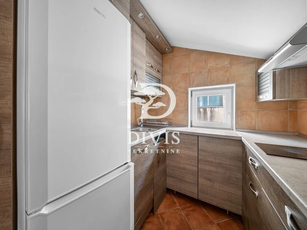 Sale, three bedroom apartment, 76m², Voždovac Sve Podlokacije, Beograd