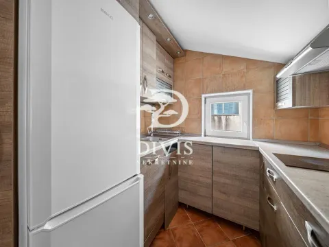 Sale, three bedroom apartment, 76m², Voždovac Sve Podlokacije, Beograd - image 5