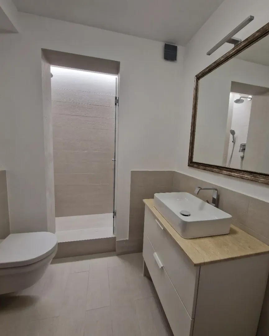 Prodaja, jednosoban stan, 49m², Centar, Tivat