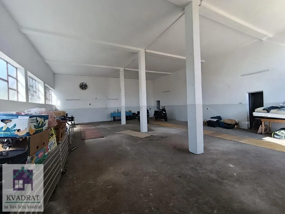 Rent, office space, 230m², Urovci, Obrenovac