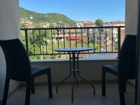 Izdavanje, garsonjera, 25m², Centar, Tivat - image 7