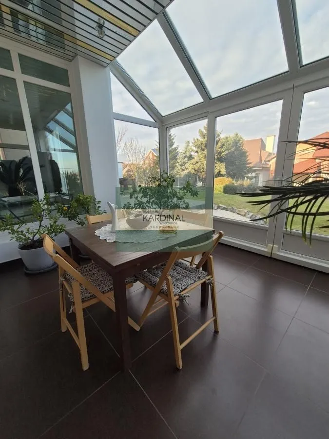 Prodaja, kuća, 528m², Budžino brdo, Jagodina