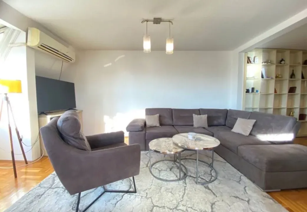 Sale, three bedroom apartment, 86m², Centar, Podgorica