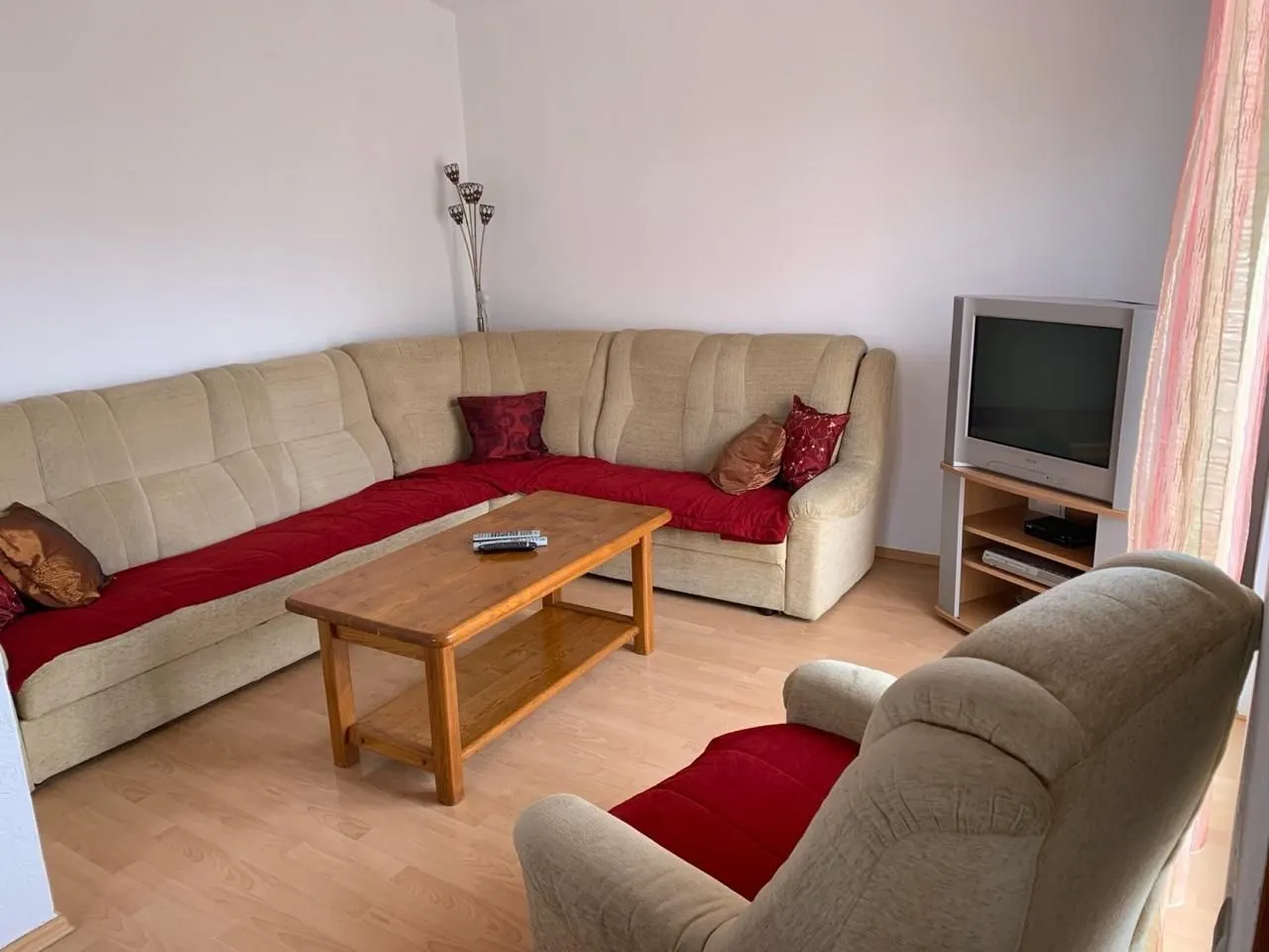 Rent, two bedroom apartment, 90m², Ilino, Bar