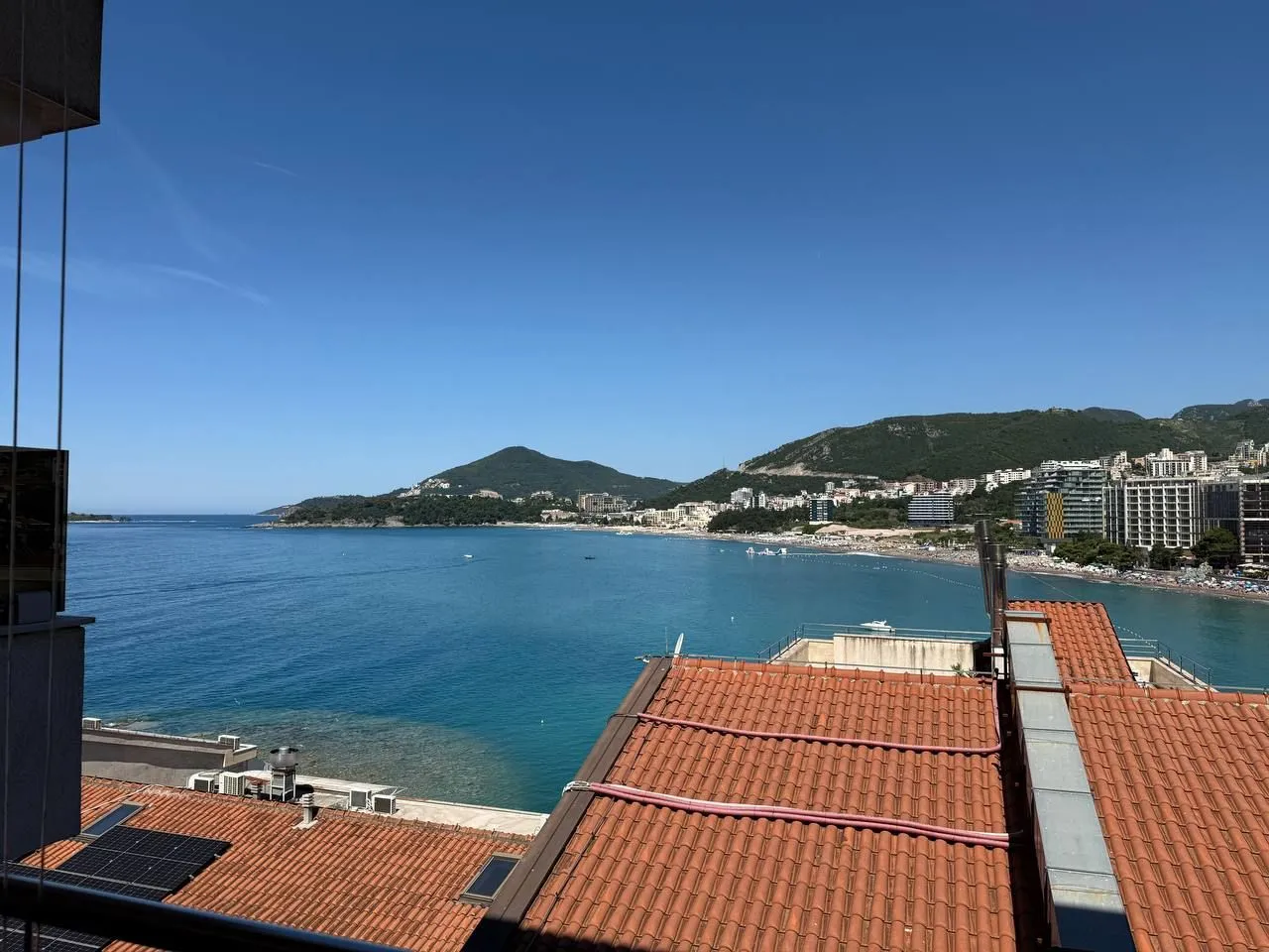 Prodaja, dvosoban stan, 82m², Rafailovići, Budva