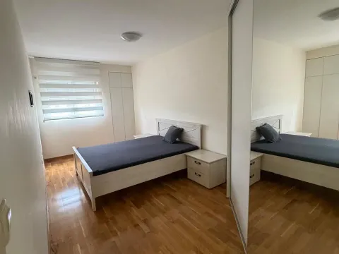 Izdavanje, dvosoban stan, 75m², Zagorič, Podgorica - image 15
