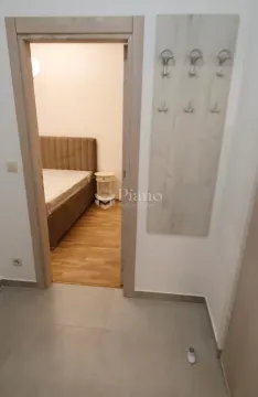 Izdavanje, jednosoban stan, 45m², Blok 6, Podgorica - image 7