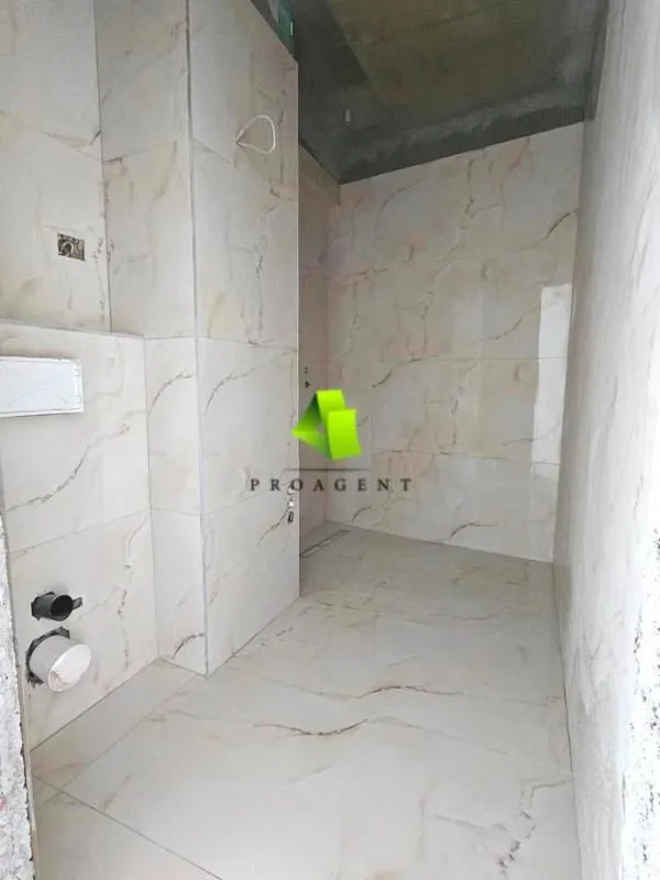 Prodaja, dvosoban stan, 63m², Pantelej, Niš