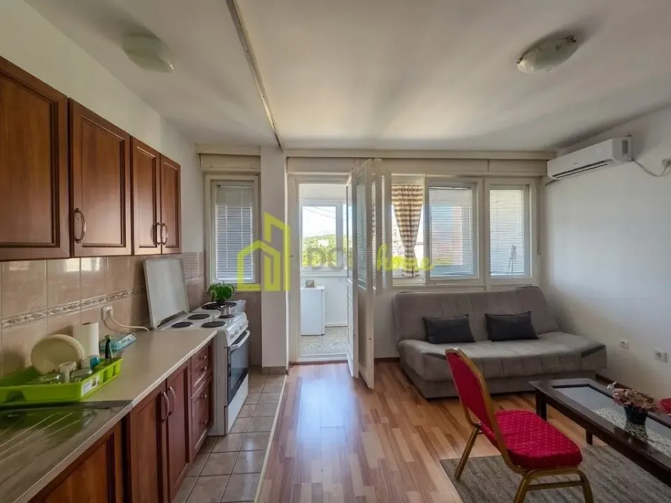 Rent, studio apartment, 30m², Centar, Podgorica