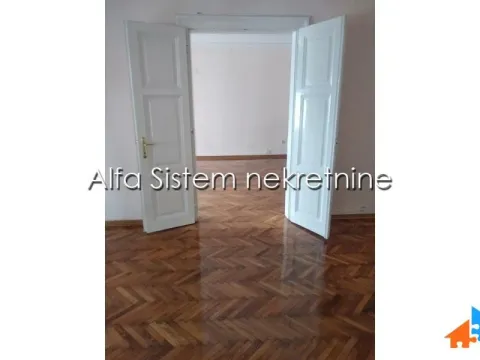 Izdavanje, četvorosoban stan, 115m², Slavija, Vračar Sve Podlokacije - image 15