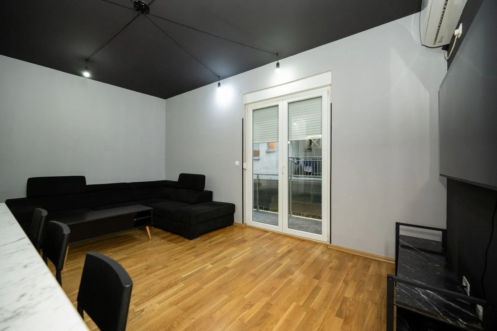 Rent, one bedroom apartment, 63m², Momišići, Podgorica