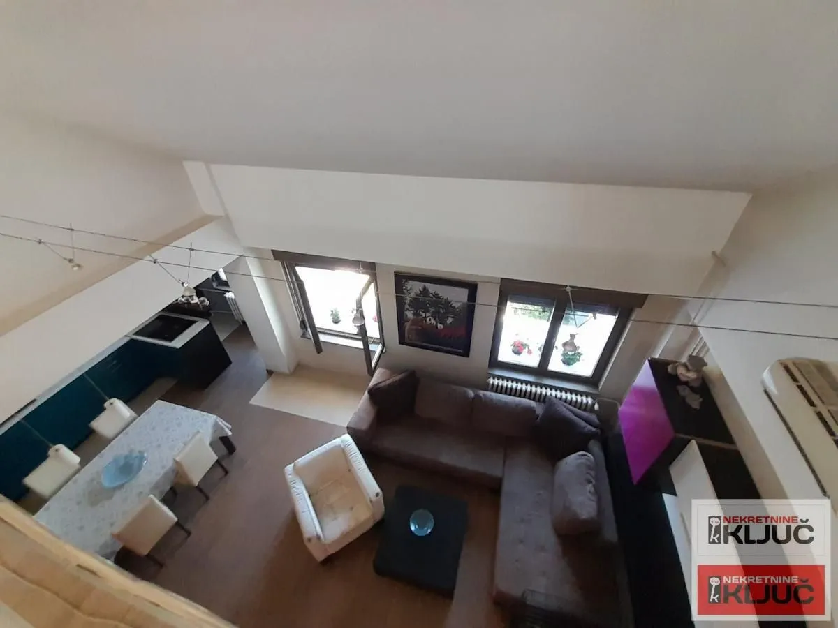 Prodaja, stan, 143m², Centar, Novi Sad