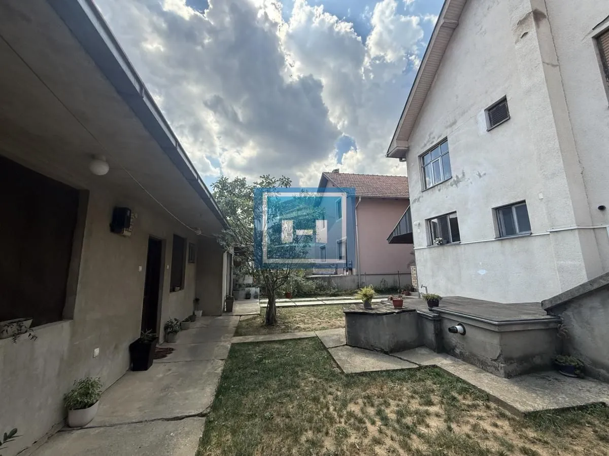 Prodaja, kuća, 160m², Trnava, Jagodina