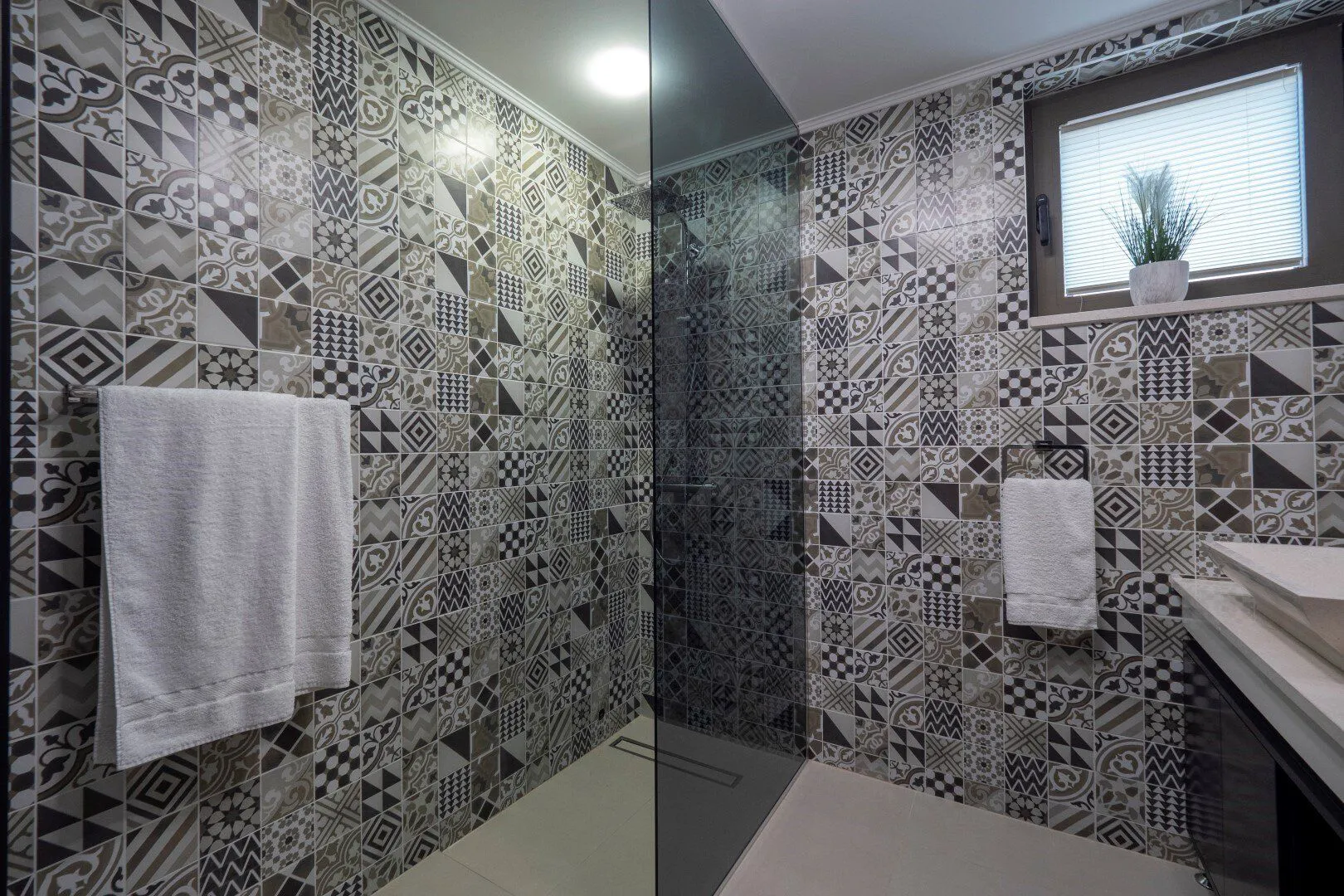 Sale, house, 190m², Prijevor, Budva