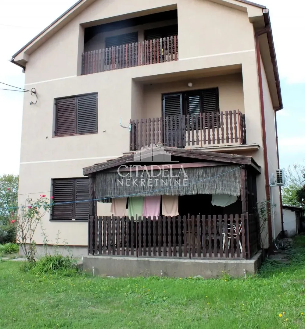 Sale, house, 188m², Meljak, Barajevo