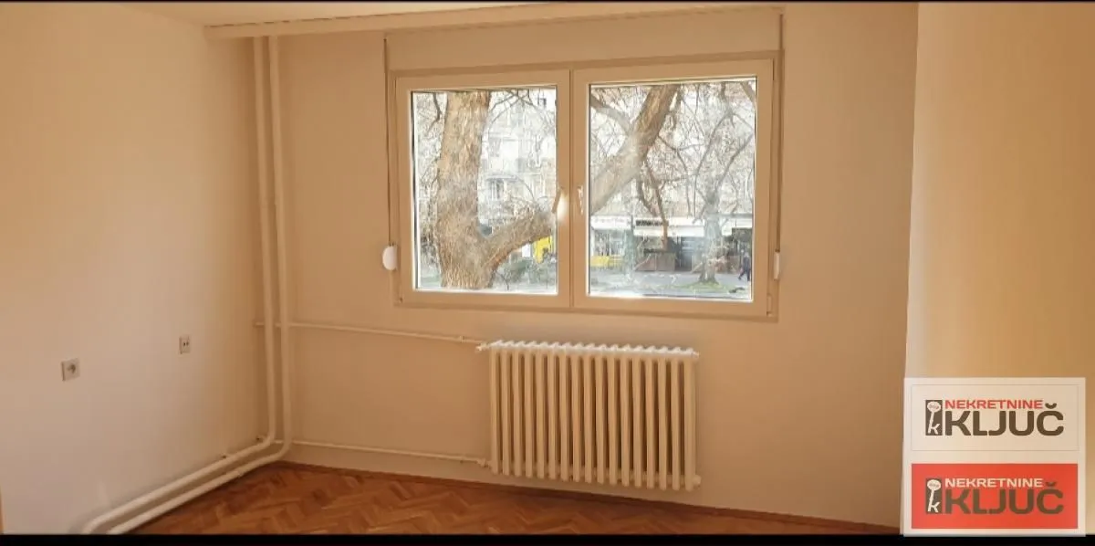 Izdavanje, jednosoban stan, 50m², Bulevar Oslobodjenja, Novi Sad Sve Podlokacije