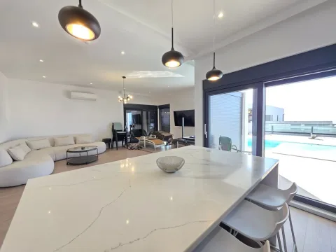 Sale, house, 380m², Krimovica, Kotor - image 3