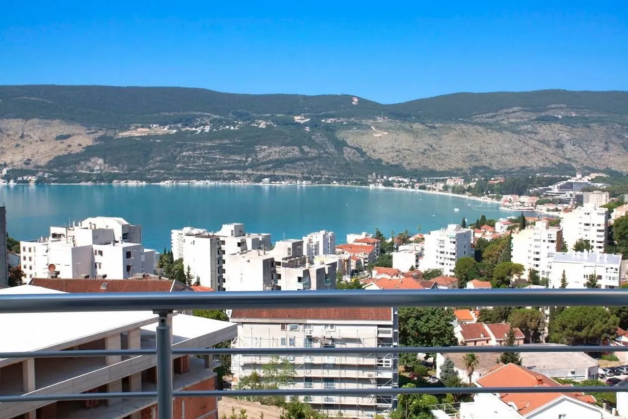 Prodaja, trosoban stan, 112m², Topla, Herceg Novi