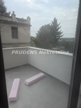 Prodaja, trosoban stan, 79m², Banovo Brdo, Beograd - image 10