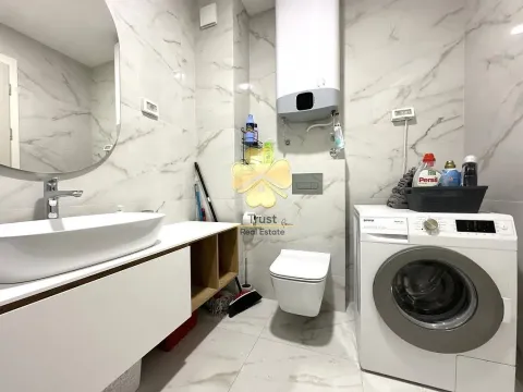 Izdavanje, jednosoban stan, 56m², Kod Capital Plaze, Podgorica - image 8