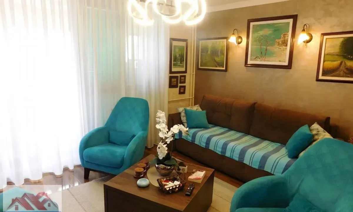 Prodaja, trosoban stan, 71m², Veliki park, Kragujevac