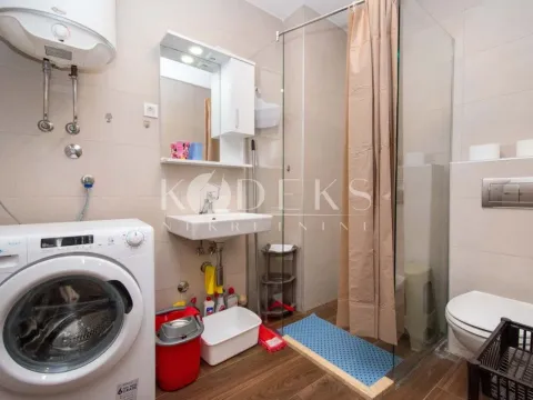 Izdavanje, jednosoban stan, 44m², Pobrežje, Podgorica - image 7