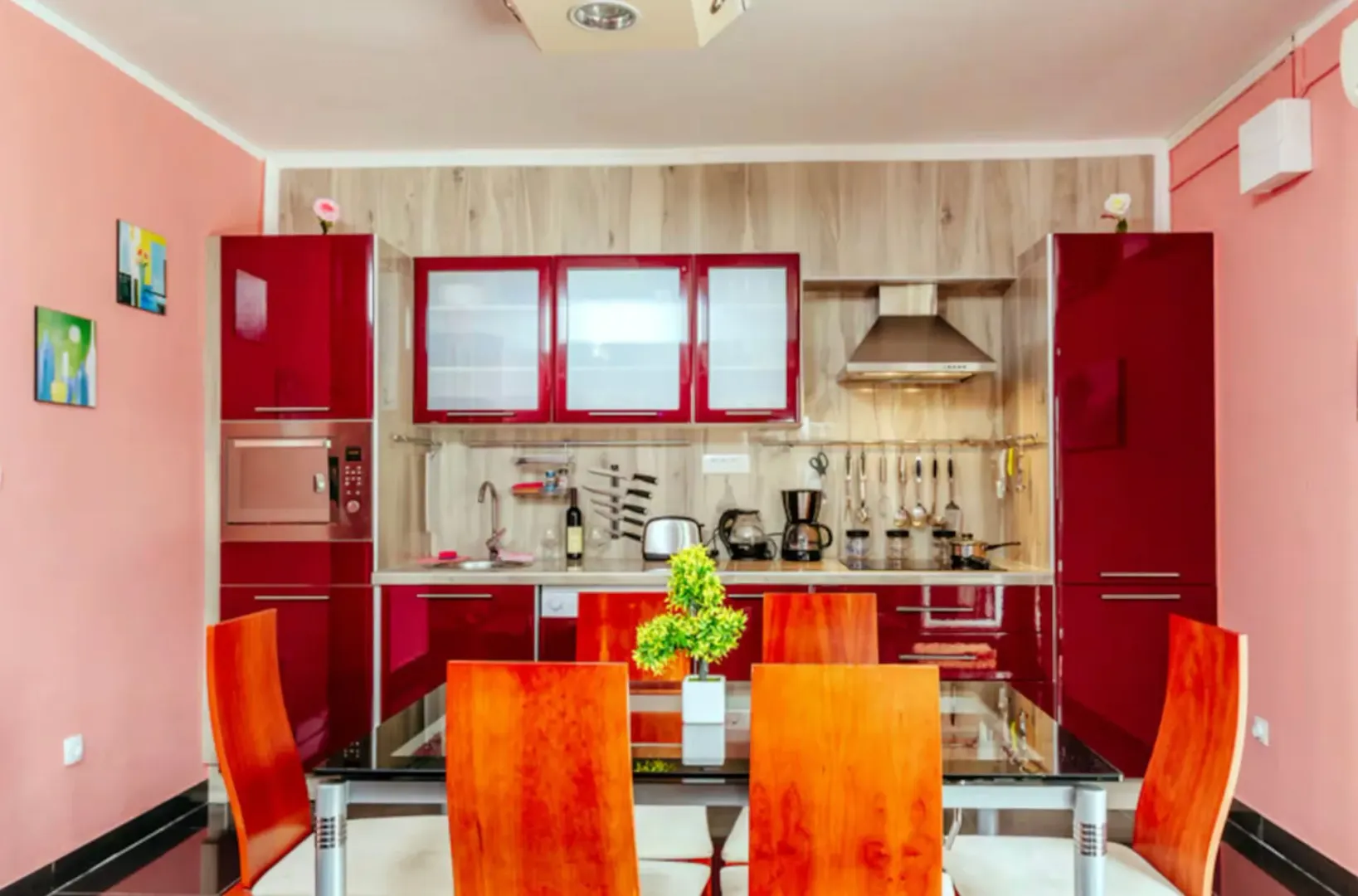 Sale, three bedroom apartment, 120m², Radanovići, Kotor
