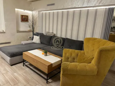 Prodaja, dvosoban stan, 33m², Centar, Novi Sad - image 2