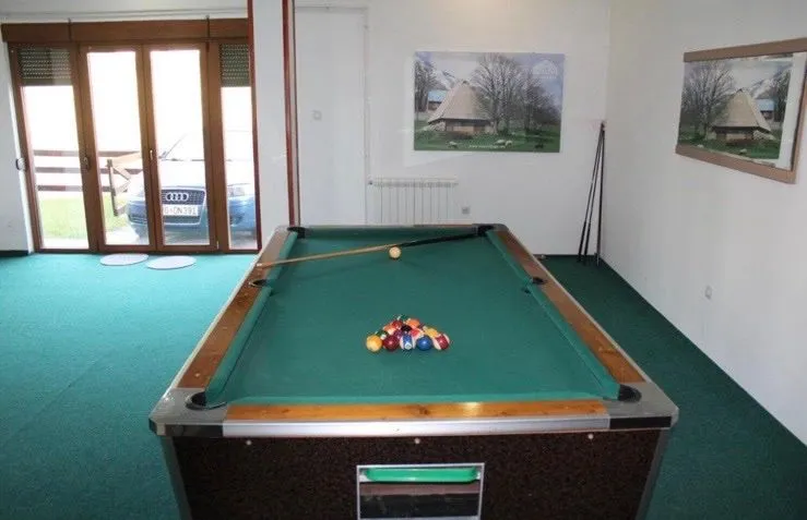 Prodaja, kuća, 330m², Žabljak, Crna Gora