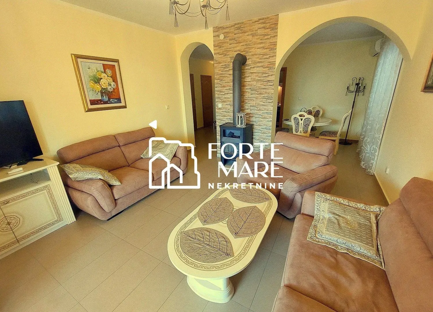 Prodaja, trosoban stan, 101m², Gomila, Herceg Novi