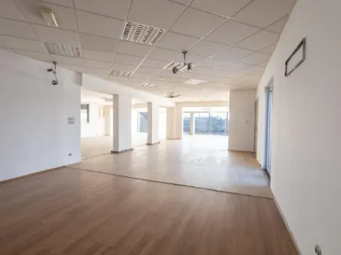 Prodaja, poslovni prostor, 1161m2, Golubovci, Podgorica Prodaja, poslovni prostor, 1161m2, Golubovci, Podgorica