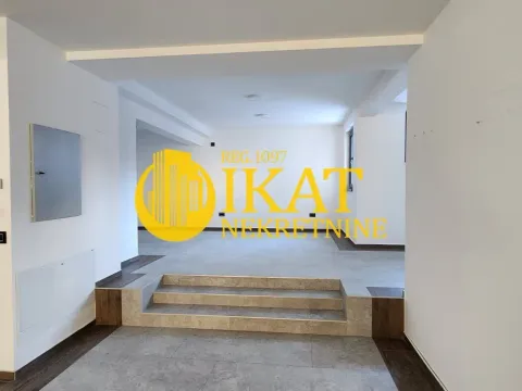 Rent, office space, 600m², Centar, Zlatibor - image 2