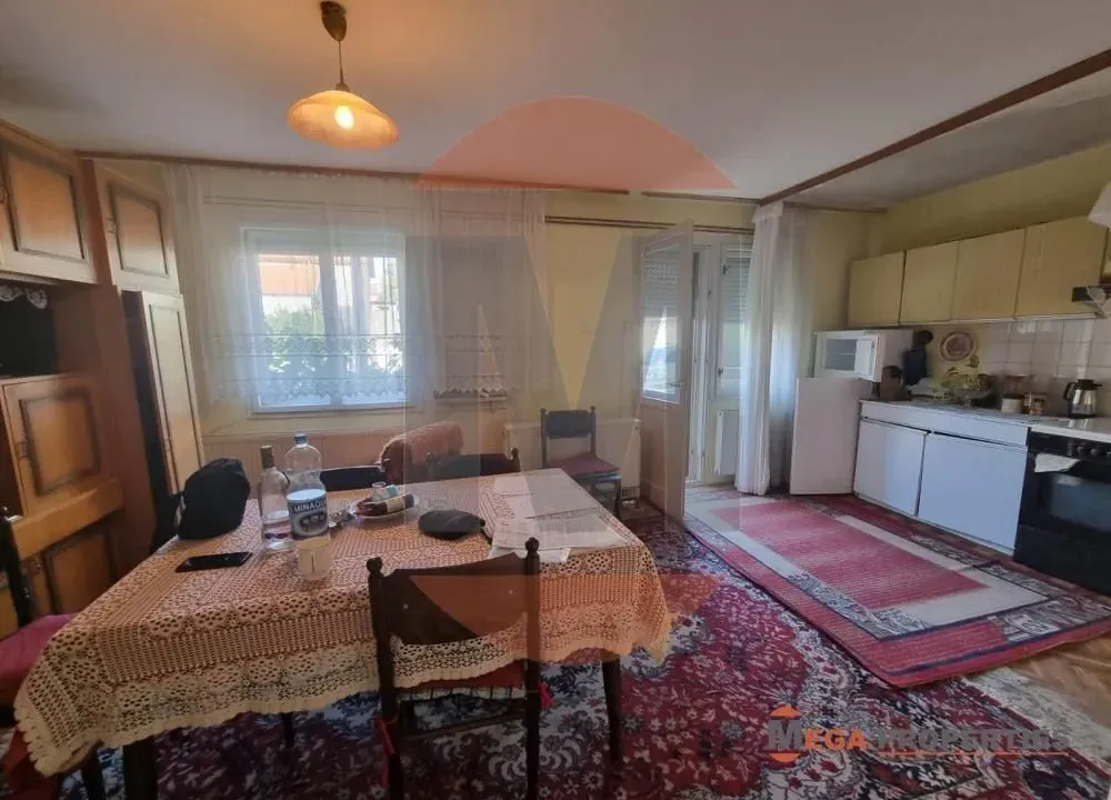 Prodaja, četvorosoban stan, 135m², Čukarica, Beograd