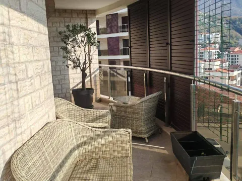 Sale, two bedroom apartment, 130m², Bečići, Budva - image 6