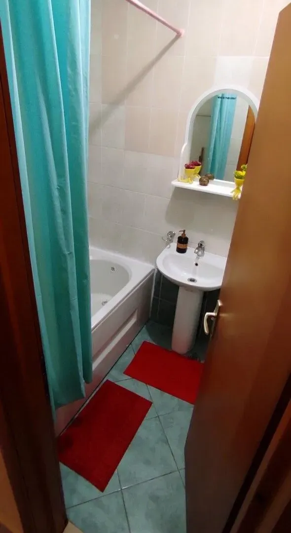 Izdavanje, jednosoban stan, 38m², Stari Aerodrom, Podgorica