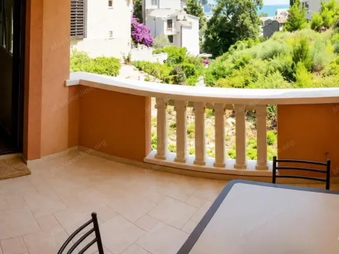 Sale, one bedroom apartment, 54m², Petrovac, Budva - image 9